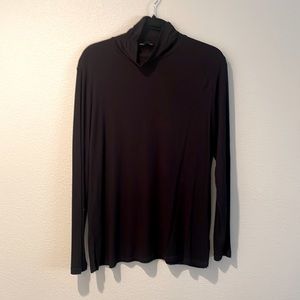 Brand new, never worn Jones New York turtleneck, size M